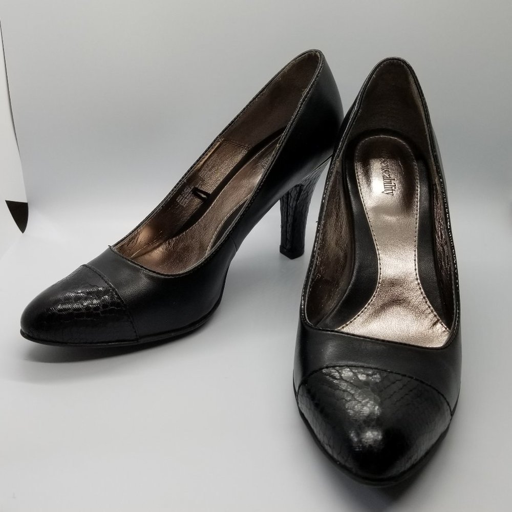 SOLESENSEABILITY Black Heels Shoes Sz 10M